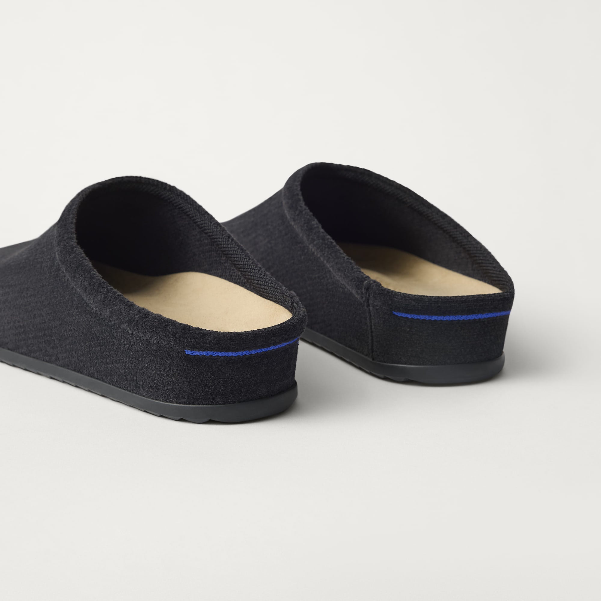 The Casual Clog - ReVelvet™ Black