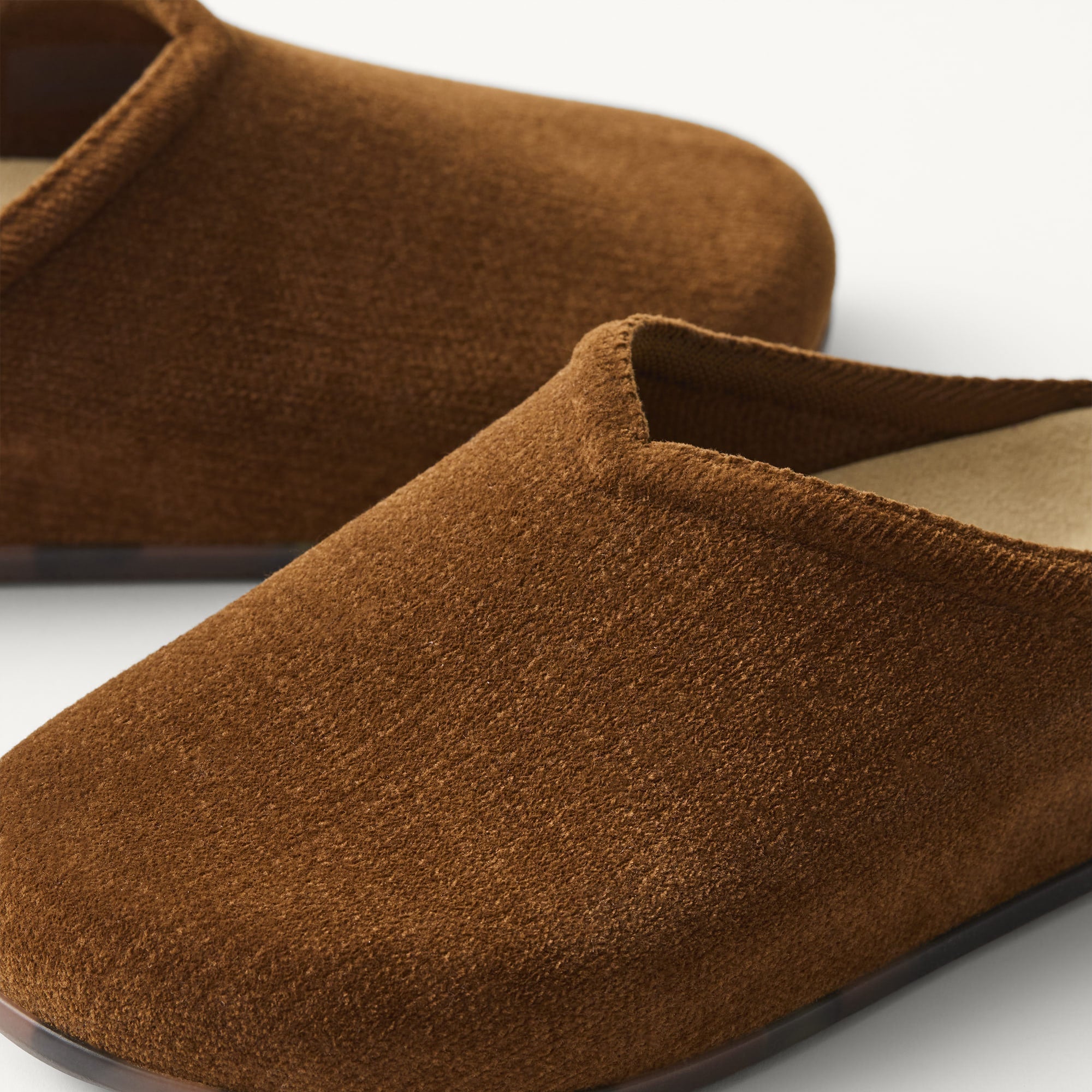 The Casual Clog - ReVelvet™ Russet