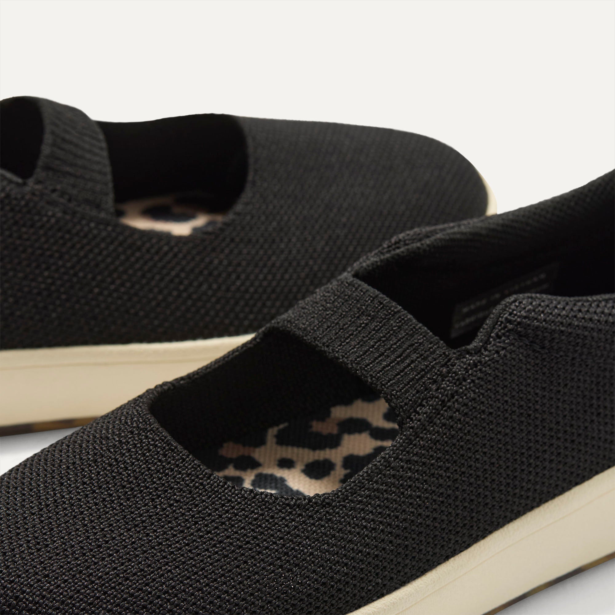The Kids MJ Sneaker - Black